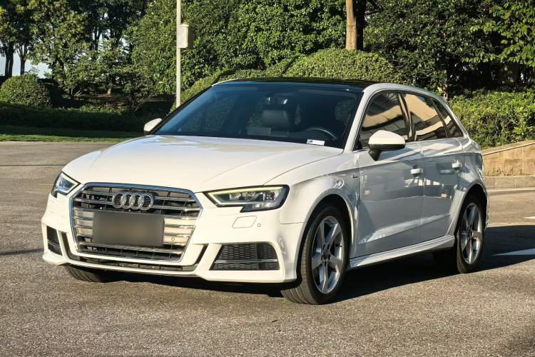 Audi A3 2020 Sportback 35 TFSI Fashion Edition China VI Emission Standard مستعملة Guazi used car, China used car export, Used car for sale, Used  cars, Cheapest cars for sale