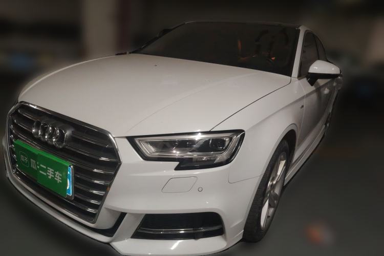 Used Audi A3 2020 Limousine 35 TFSI Fashion Edition China VI Emission Standard Guazi used car, China used car export, Used car for sale, Used  cars, Cheapest cars for sale