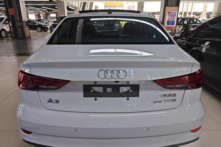 Used Audi A3 2020 Limousine 35 TFSI Fashion Edition China VI Emission Standard Rear