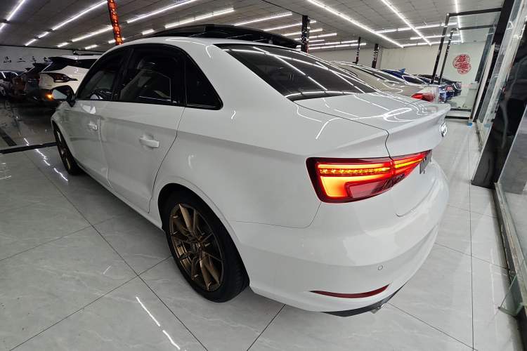 Used Audi A3 2020 Restyled Limousine 35 TFSI Ambition Version China VI Rear Left 45 Deg
