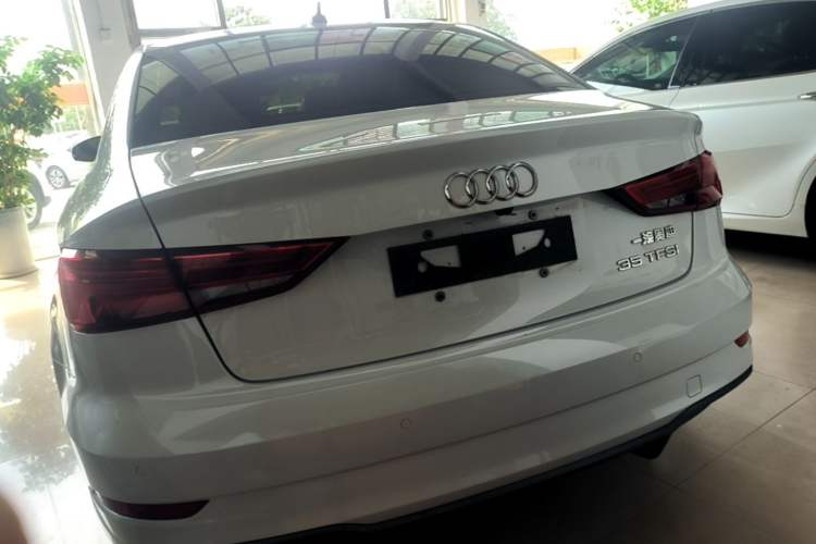 Used Audi A3 2020 Limousine 35 TFSI Fashion Edition China VI Emission Standard Rear