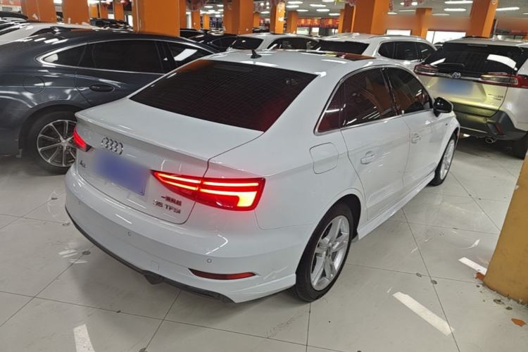 Used Audi A3 2020 Limousine 35 TFSI Fashion Edition China VI Emission Standard Rear Right 45 Deg