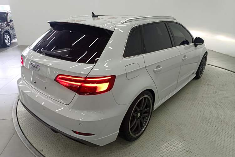 Used Audi A3 2020 Sportback 35 TFSI Fashion Edition China VI Emission Standard Rear Right 45 Deg