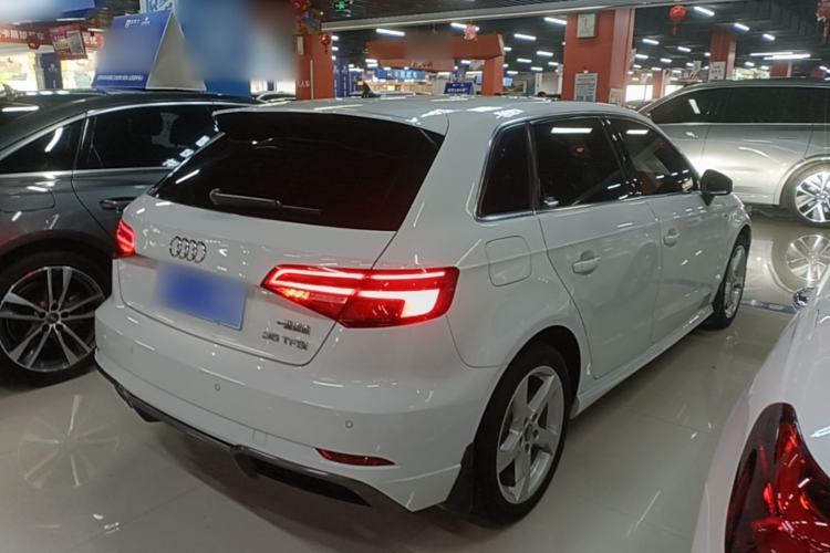 Used Audi A3 2020 Sportback 35 TFSI Fashion Edition China VI Emission Standard Rear Right 45 Deg