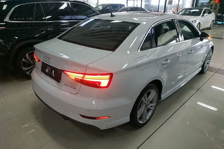 Used Audi A3 2020 Limousine 35 TFSI Fashion Edition China VI Emission Standard Rear Right 45 Deg