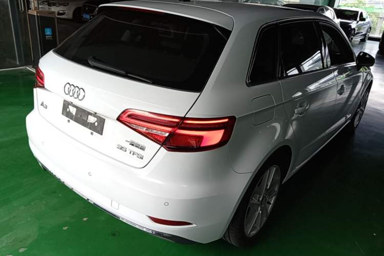 Used Audi A3 2020 Restyled Sportback 35 TFSI Entry-Level China VI Emission Standard Rear Right 45 Deg