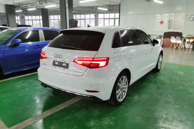Used Audi A3 2020 Restyled Sportback 35 TFSI Entry-Level China VI Emission Standard Rear Right 45 Deg