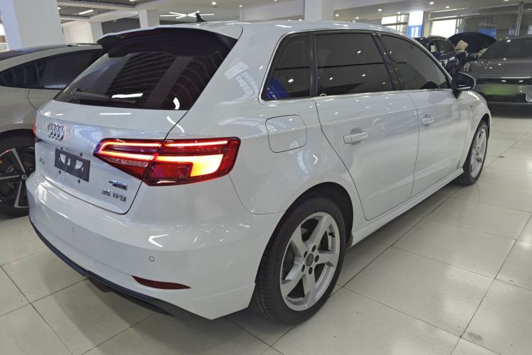 Used Audi A3 2020 Sportback 35 TFSI Fashion Edition China VI Emission Standard Rear Right 45 Deg