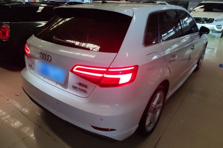 Used Audi A3 2020 Sportback 35 TFSI Fashion Edition China VI Emission Standard Rear Right 45 Deg