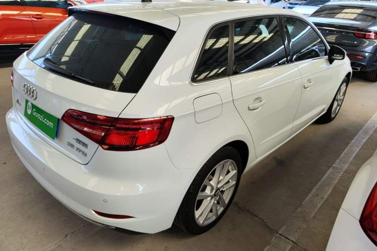 Used Audi A3 2020 Sportback 35 TFSI Ambition China VI Rear Right 45 Deg