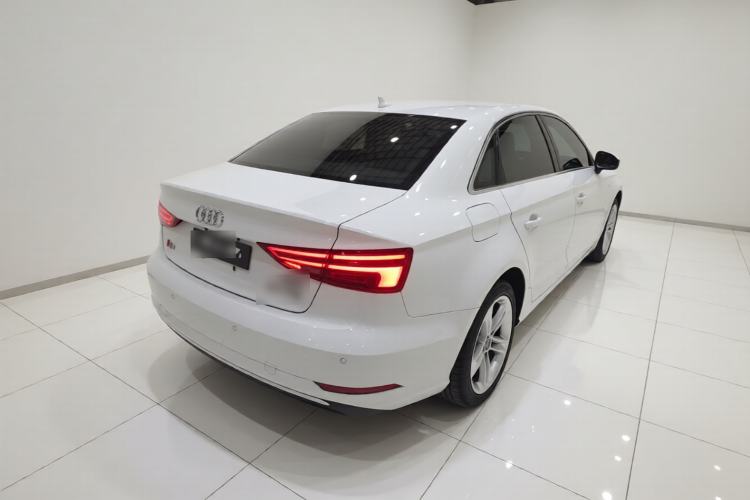 Used Audi A3 2020 Limousine 35 TFSI Ambition China VI Rear Right 45 Deg