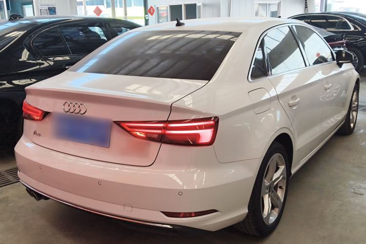 Used Audi A3 2020 Limousine 35 TFSI Ambition China VI Rear Right 45 Deg