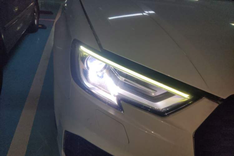 Used Audi A3 2020 Limousine 35 TFSI Ambition China VI Right Front Headlight