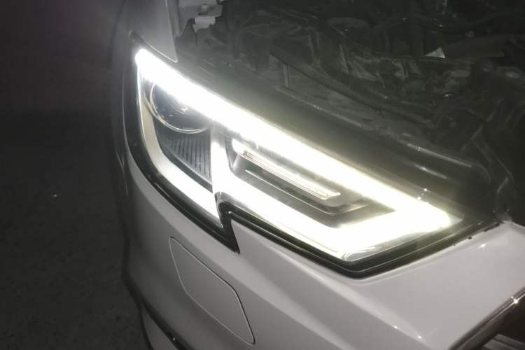 Used Audi A3 2020 Sportback 35 TFSI Ambition China VI Right Front Headlight
