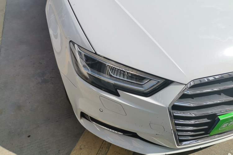 Used Audi A3 2020 Sportback 35 TFSI Style Edition China VI Emission Standard Right Front Headlight