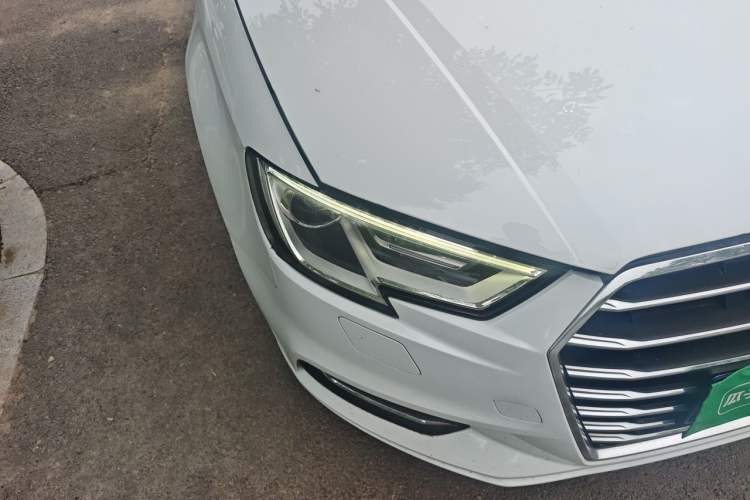 Used Audi A3 2020 Restyled Limousine 35 TFSI Ambition Version China VI Right Front Headlight