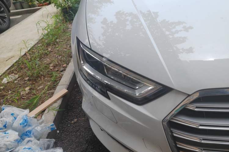 Used Audi A3 2020 Limousine 35 TFSI Fashion Edition China VI Emission Standard Right Front Headlight
