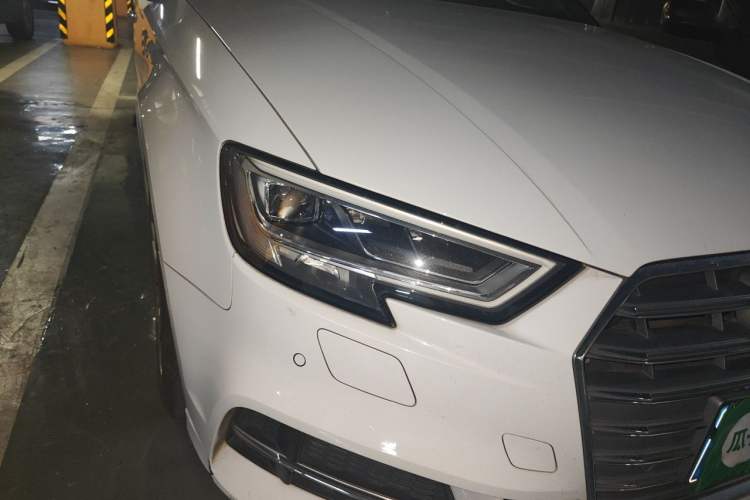 Used Audi A3 2020 Limousine 35 TFSI Fashion Edition China VI Emission Standard Right Front Headlight
