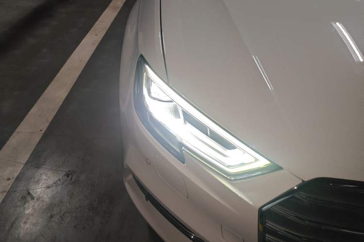 Used Audi A3 2020 Sportback 35 TFSI Fashion Edition China VI Emission Standard Right Front Headlight