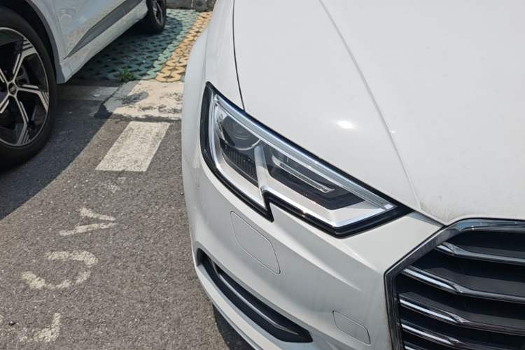 Used Audi A3 2020 Restyled Limousine 35 TFSI Ambition Version China VI Right Front Headlight