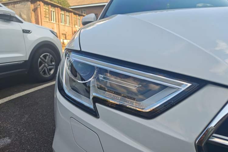 Used Audi A3 2020 Sportback 35 TFSI Ambition China VI Right Front Headlight