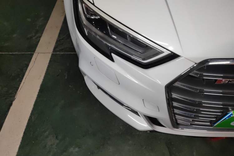 Used Audi A3 2020 Limousine 35 TFSI Sporty Version China VI Right Front Headlight