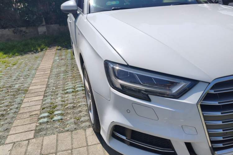 Used Audi A3 2020 Sportback 35 TFSI Fashion Edition China VI Emission Standard Right Front Headlight