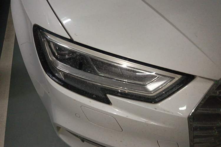 Used Audi A3 2020 Sportback 35 TFSI Fashion Edition China VI Emission Standard Right Front Headlight
