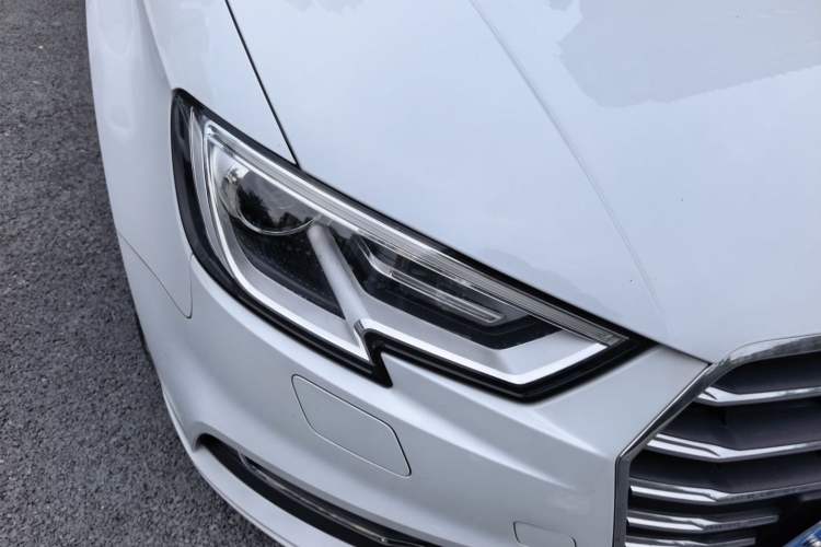 Used Audi A3 2020 Restyled Limousine 35 TFSI Ambition Version China VI Right Front Headlight