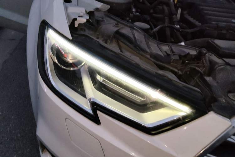 Used Audi A3 2020 Sportback 35 TFSI Ambition China VI Right Front Headlight