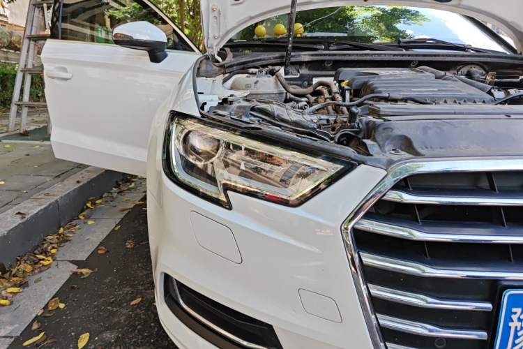 Used Audi A3 2020 Restyled Limousine 35 TFSI Ambition Version China VI Right Front Headlight