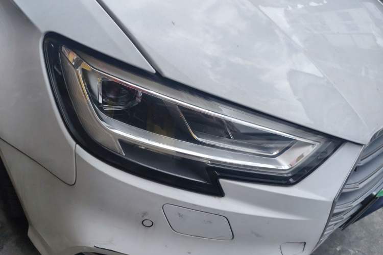 Used Audi A3 2020 Sportback 35 TFSI Fashion Edition China VI Emission Standard Right Front Headlight
