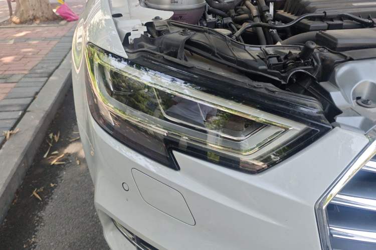 Used Audi A3 2020 Sportback 35 TFSI Fashion Edition China VI Emission Standard Right Front Headlight