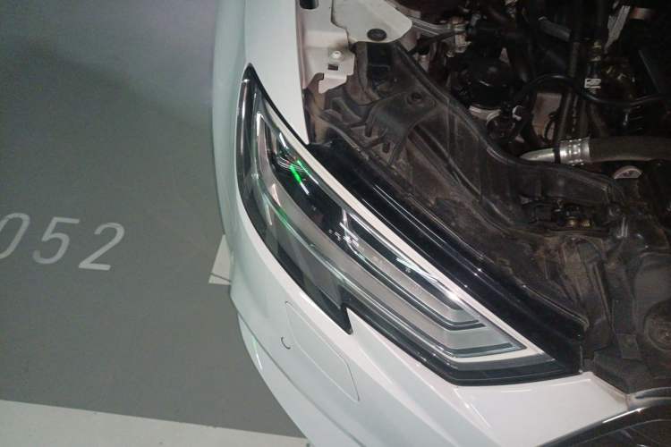 Used Audi A3 2020 Sportback 35 TFSI Style Edition China VI Emission Standard Right Front Headlight