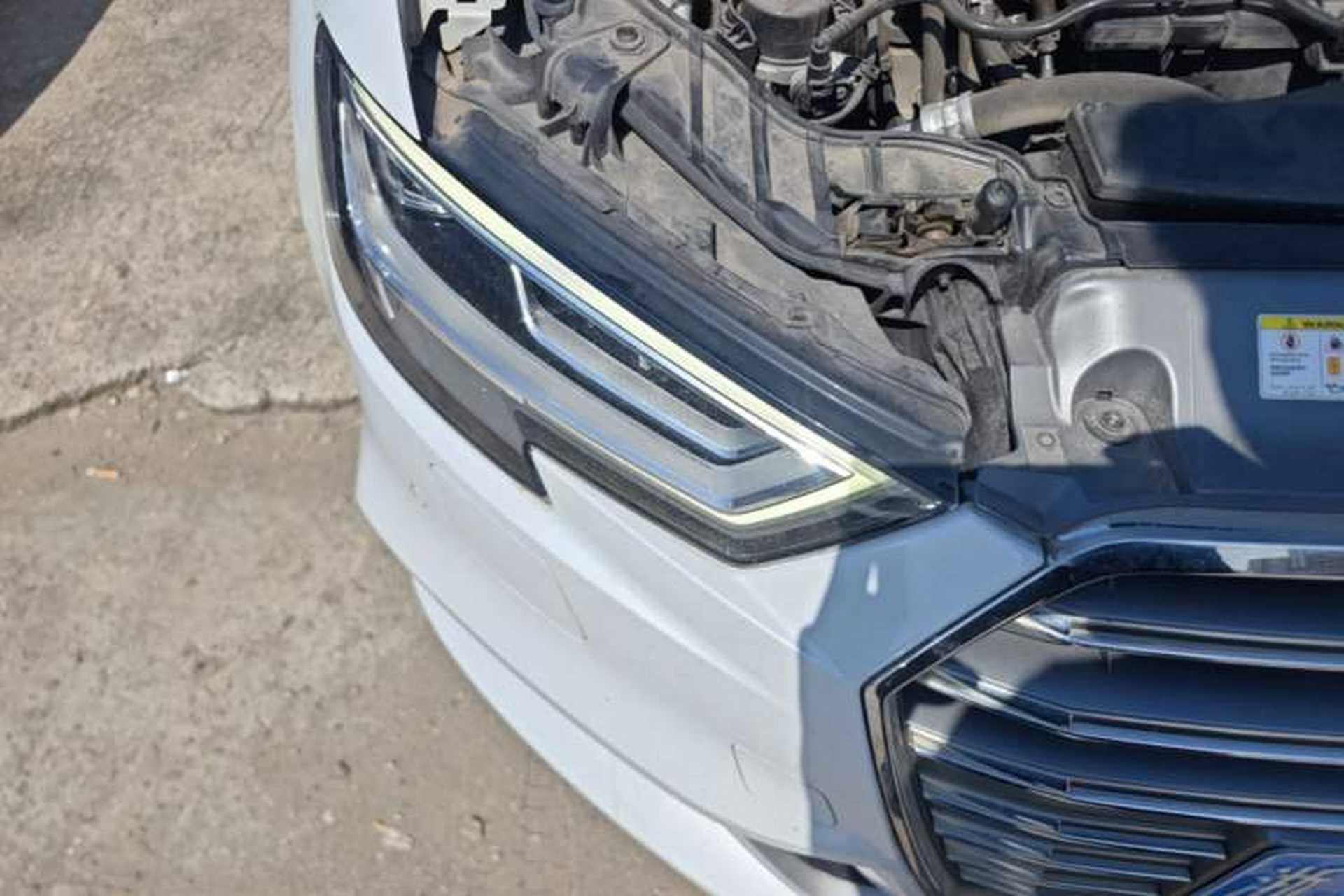 Used Audi A3 2020 Limousine 35 TFSI Fashion Edition China VI Emission Standard Right Front Headlight