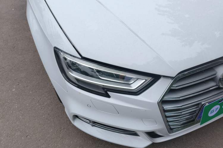Used Audi A3 2020 Sportback 35 TFSI Fashion Edition China VI Emission Standard Right Front Headlight