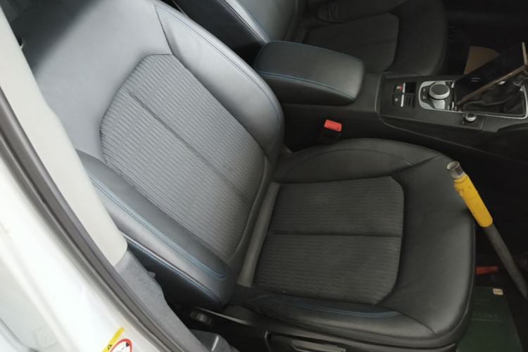 Used Audi A3 2020 Limousine 35 TFSI Fashion Edition China VI Emission Standard Right Front Seat