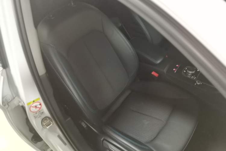 Used Audi A3 2020 Limousine 35 TFSI Fashion Edition China VI Emission Standard Right Front Seat