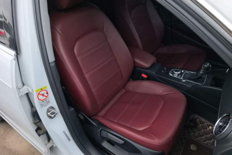 Used Audi A3 2020 Sportback 35 TFSI Ambition China VI Right Front Seat