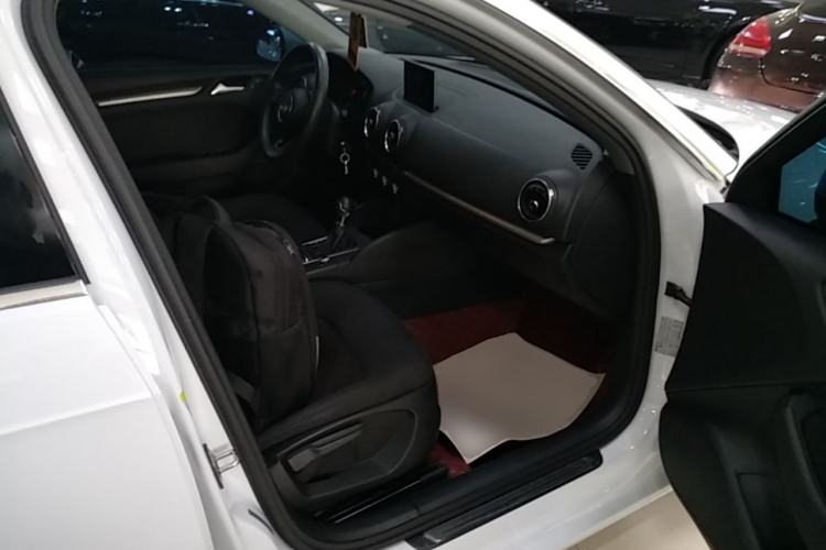 Used Audi A3 2020 Restyled Sportback 35 TFSI Entry-Level China VI Emission Standard Right Front Seat