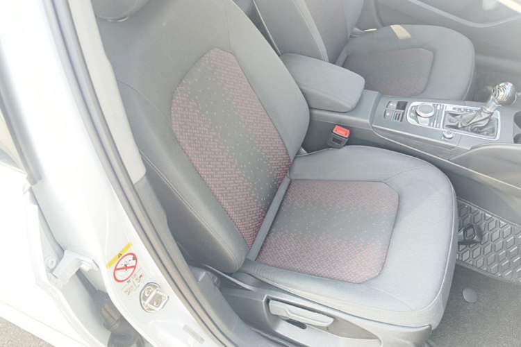 Used Audi A3 2020 Restyled Limousine 35 TFSI Ambition Version China VI Right Front Seat