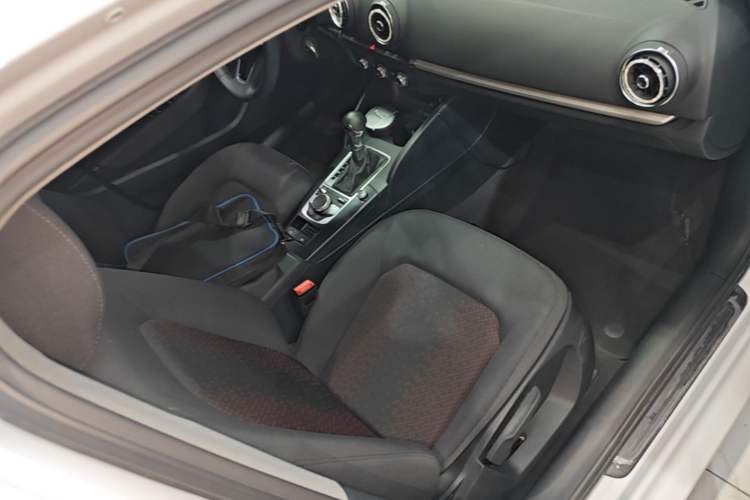 Used Audi A3 2020 Restyled Limousine 35 TFSI Ambition Version China VI Right Front Seat