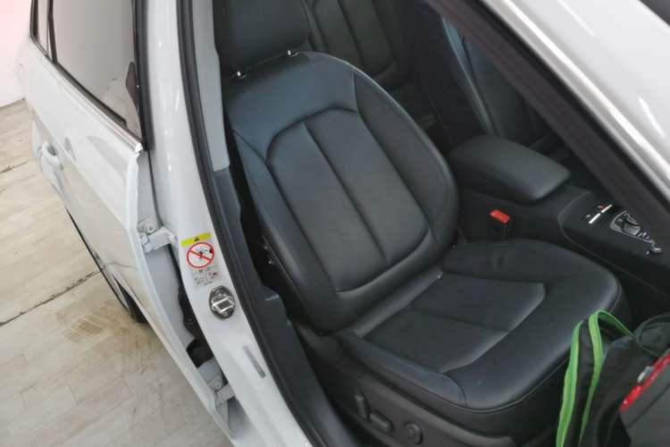 Used Audi A3 2020 Sportback 35 TFSI Style Edition China VI Emission Standard Right Front Seat