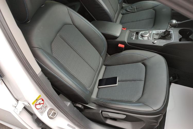 Used Audi A3 2020 Sportback 35 TFSI Fashion Edition China VI Emission Standard Right Front Seat