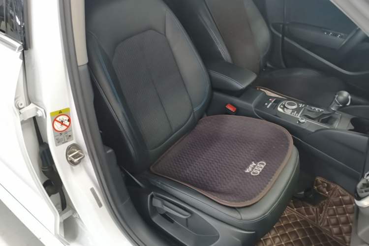 Used Audi A3 2020 Limousine 35 TFSI Fashion Edition China VI Emission Standard Right Front Seat