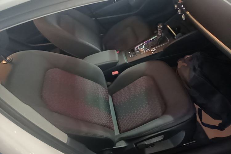 Used Audi A3 2020 Limousine 35 TFSI Ambition China VI Right Front Seat