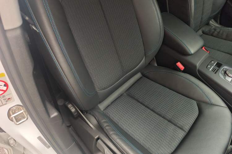 Used Audi A3 2020 Limousine 35 TFSI Fashion Edition China VI Emission Standard Right Front Seat