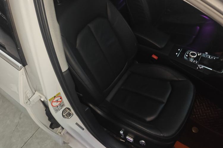 Used Audi A3 2020 Limousine 35 TFSI Style Edition China VI Emission Standard Right Front Seat