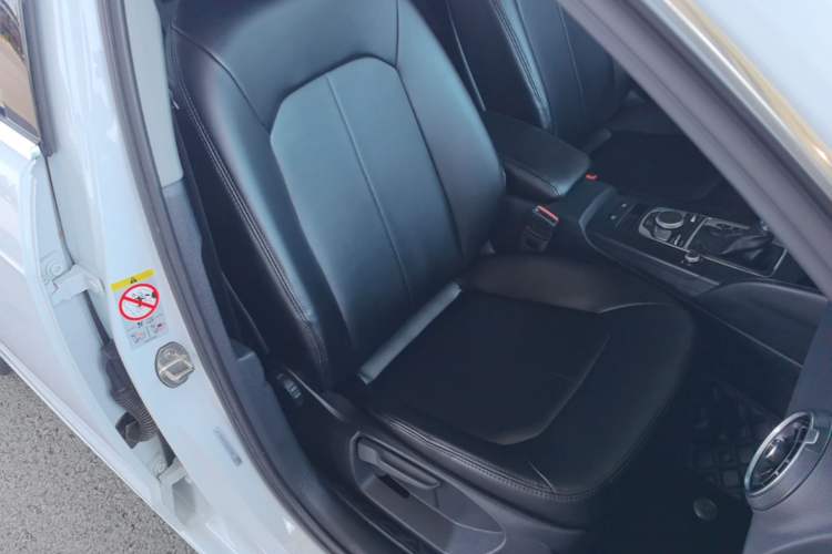 Used Audi A3 2020 Restyled Sportback 35 TFSI Entry-Level China VI Emission Standard Right Front Seat