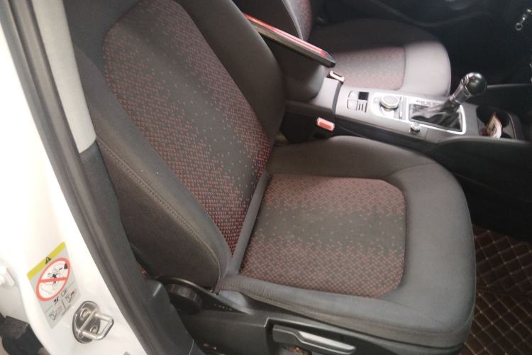 Used Audi A3 2020 Limousine 35 TFSI Ambition China VI Right Front Seat